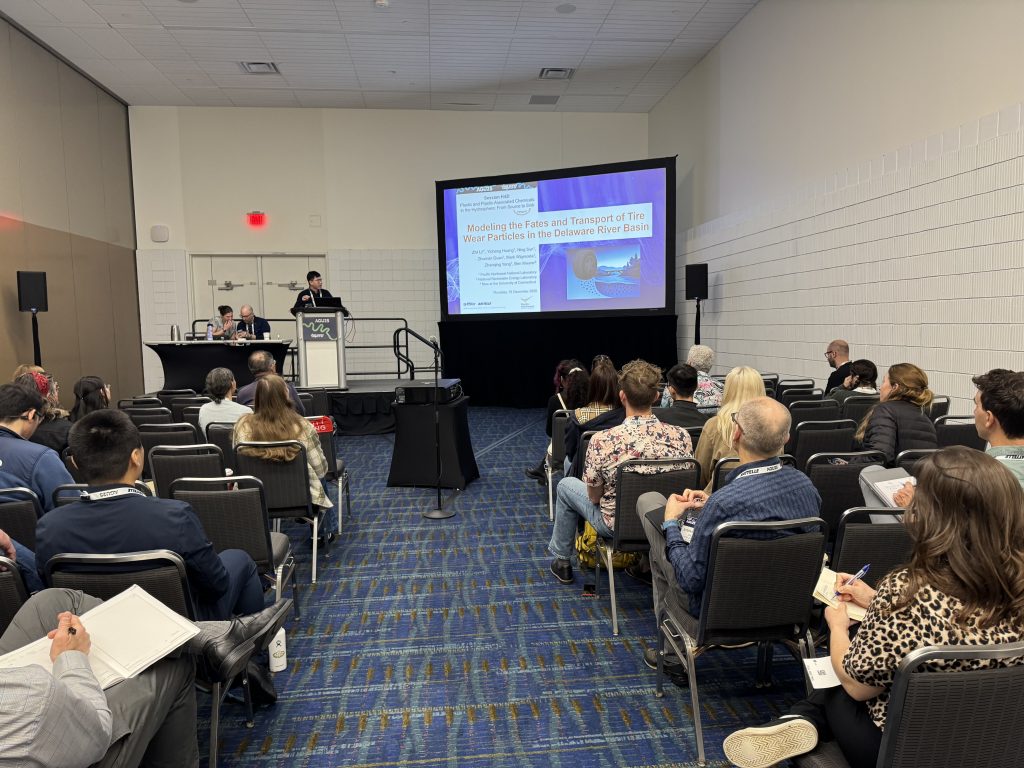 Li presenting at AGU25